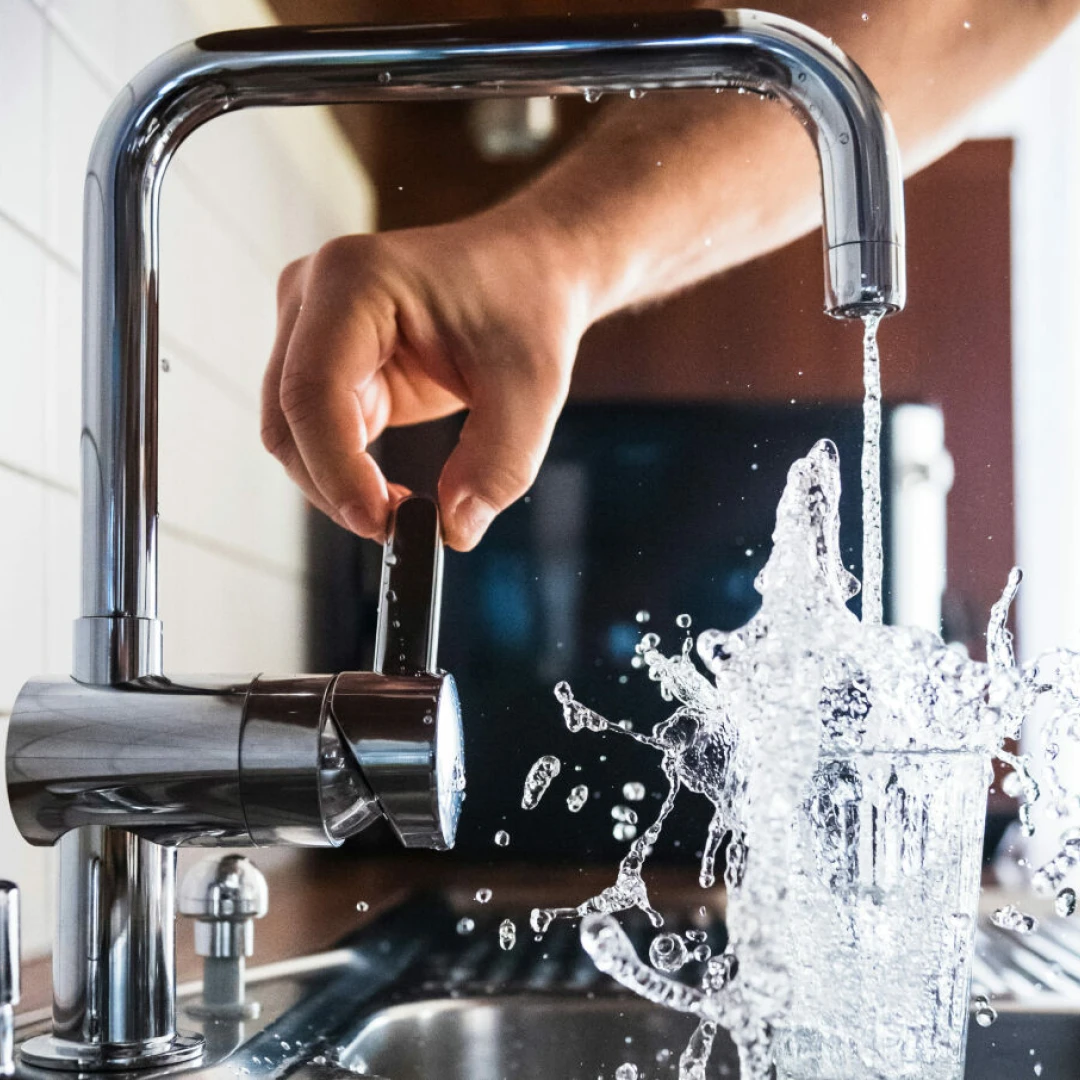 Use water efficient fixtures-image