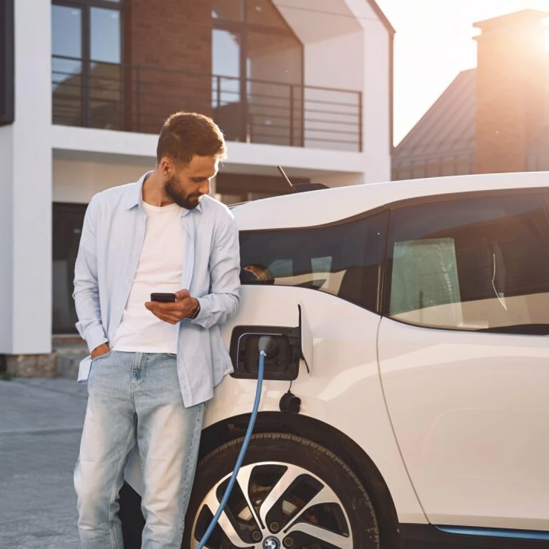 Use Hybrid or electric cars-image